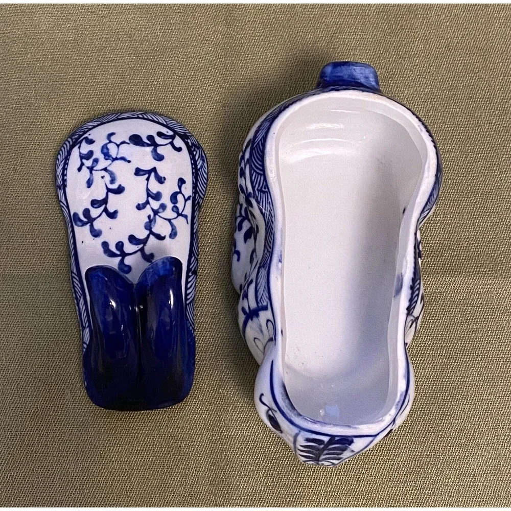 VNTG Delft Blue & White Bunny Trinket Candy Creamer Box Ceramic Easter Decor